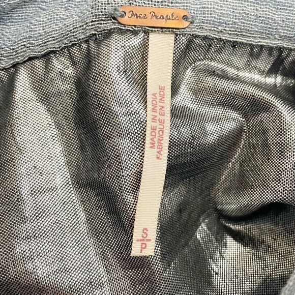 Free People Cropped Cutie Plaid Button Front Cotton Shirt Blue Gray Size Small - Picture 10 of 13